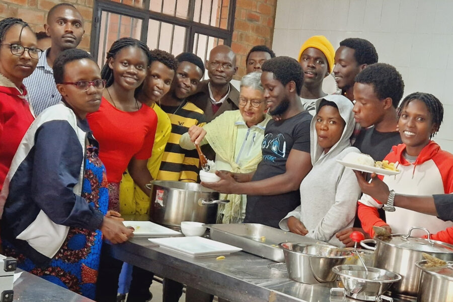 Senior Expert Contact SEC